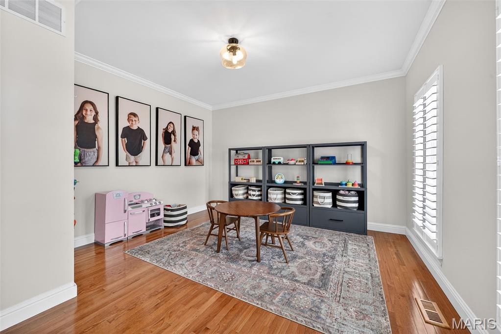 Ests At Bayhill Village - Residential