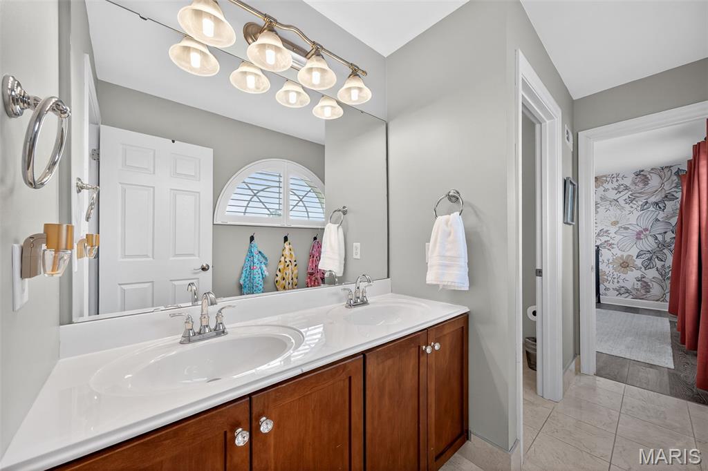 Ests At Bayhill Village - Residential