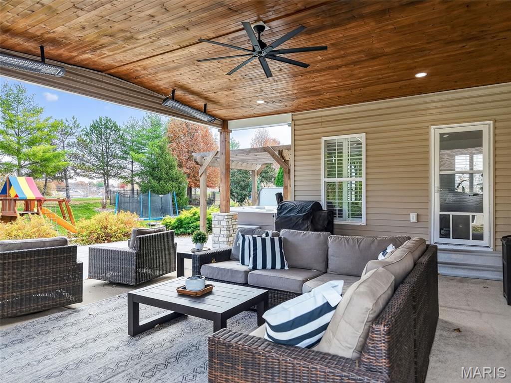 Ests At Bayhill Village - Residential