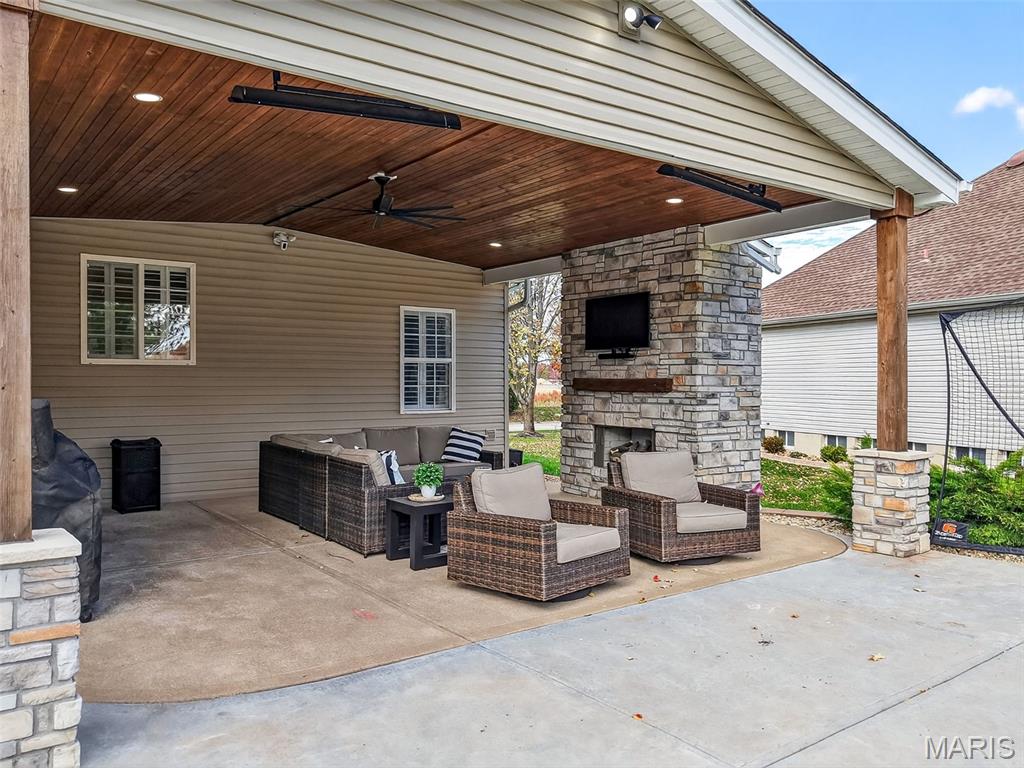 Ests At Bayhill Village - Residential