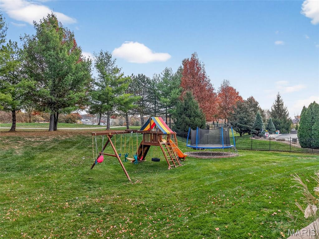 Ests At Bayhill Village - Residential