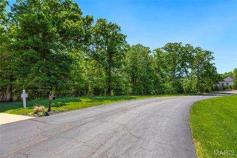 Tiny photo for 24 Grand Meridien Forest Frst, Wildwood, MO 63005 (MLS # 26032106)