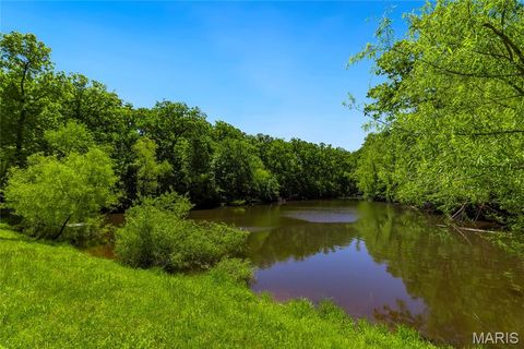Tiny photo for 24 Grand Meridien Forest Frst, Wildwood, MO 63005 (MLS # 26032106)