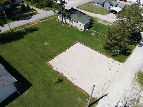 Tiny photo for 207 Jefferson Street, Perry, MO 63462 (MLS # 26031055)