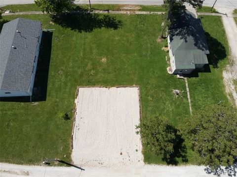 Tiny photo for 207 Jefferson Street, Perry, MO 63462 (MLS # 26031055)