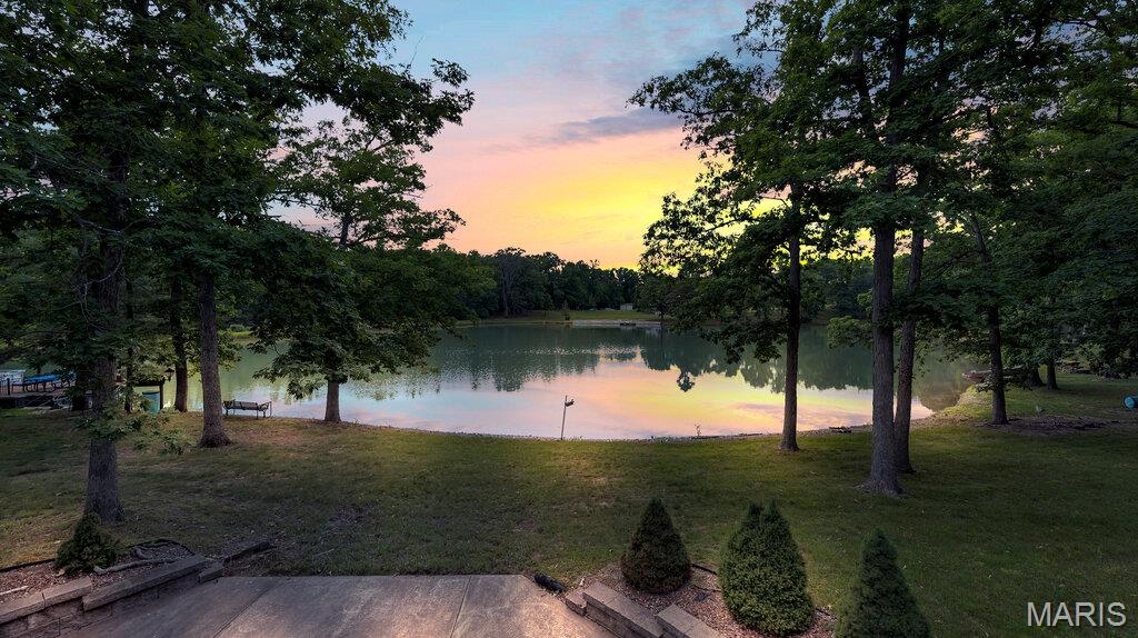 4 Oakwood Estates
