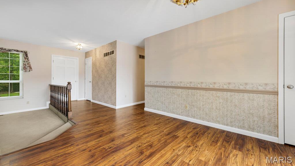 4 Oakwood Estates