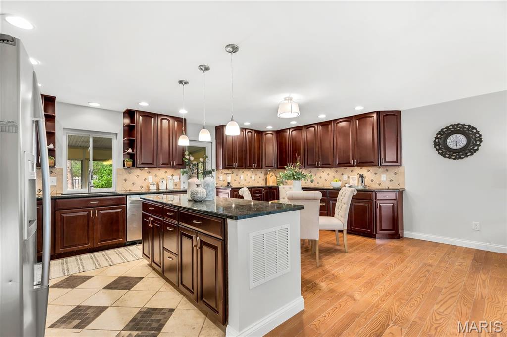 Westglen Village 1 - Residential