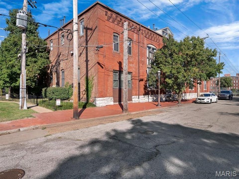 Tiny photo for 1523 S 10th Street #110, St Louis, MO 63104 (MLS # 26057404)