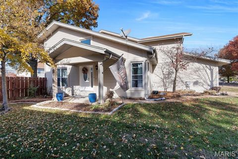 Tiny photo for 2529 Westglen Farms Drive, Wildwood, MO 63011 (MLS # 25078701)