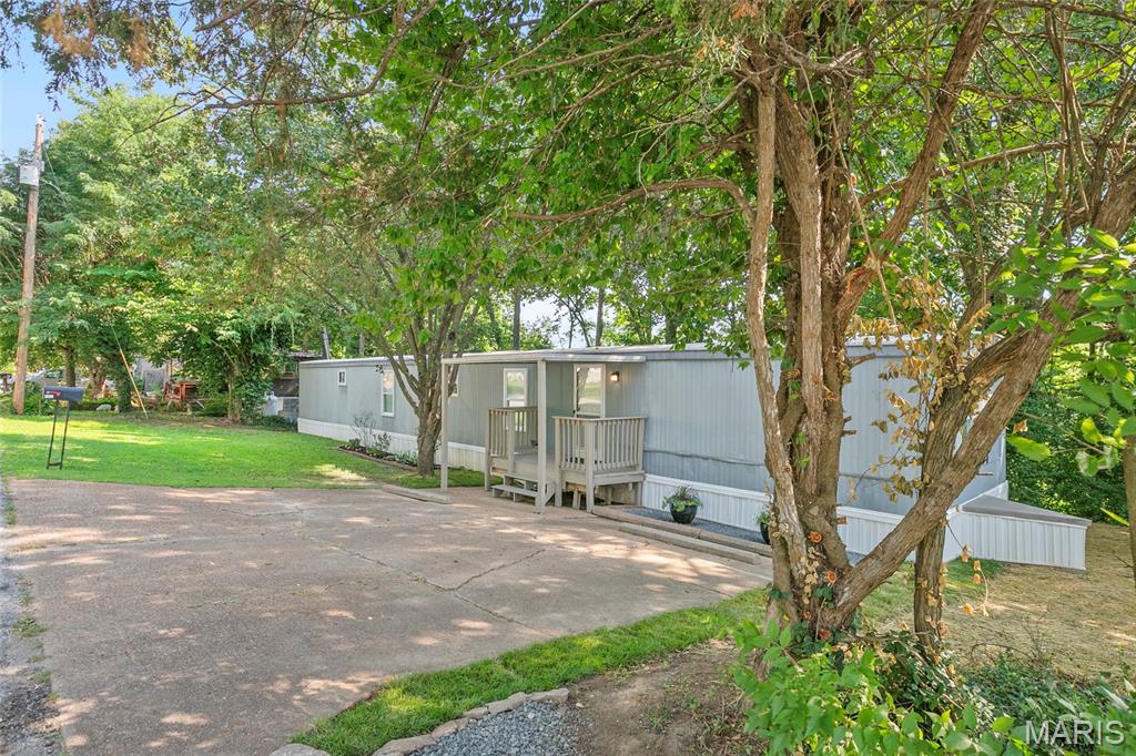 859 Thousand Pines Drive