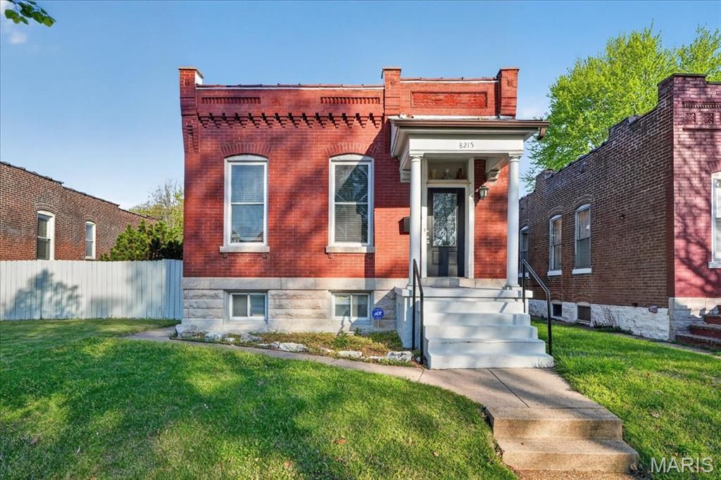 Photo of 8215 Pennsylvania Avenue, St Louis, MO 63111 (MLS # 26020424)