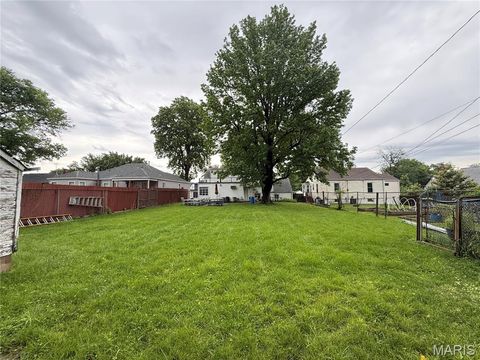 Tiny photo for 515 S Fillmore Avenue, Kirkwood, MO 63122 (MLS # 26030463)