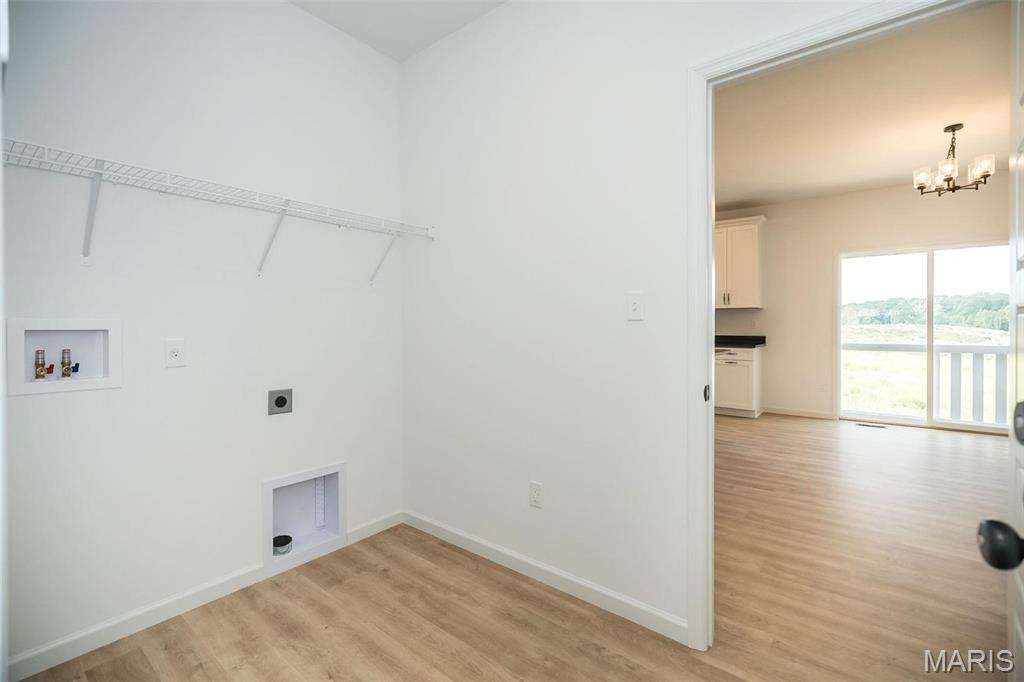 Majestic Lakes - Residential