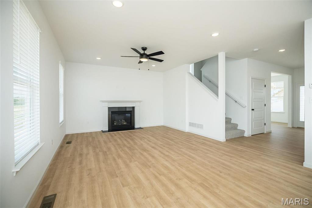 Majestic Lakes - Residential