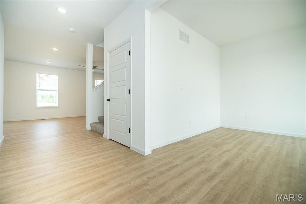 Majestic Lakes - Residential