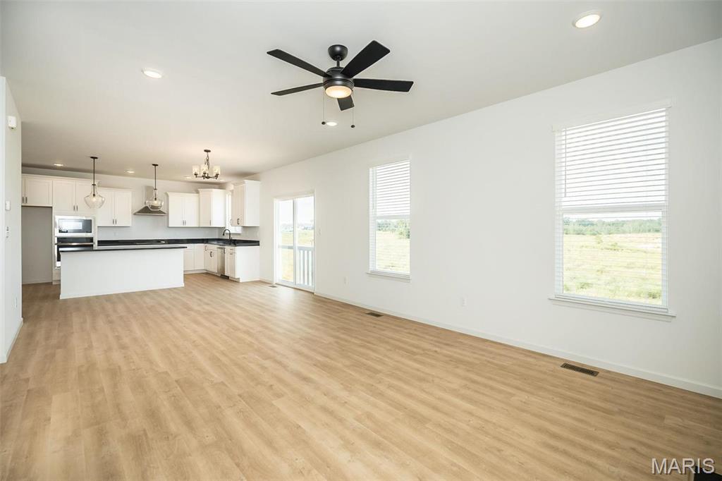 Majestic Lakes - Residential