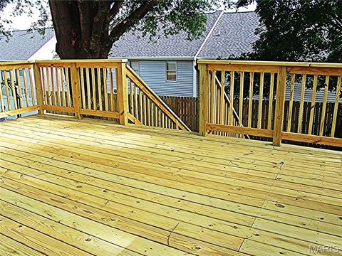 Tiny photo for 850 Ivy Trace Trce, Ballwin, MO 63021 (MLS # 26025240)