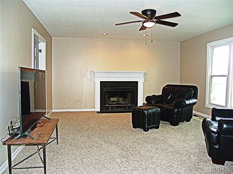 Tiny photo for 850 Ivy Trace Trce, Ballwin, MO 63021 (MLS # 26025240)