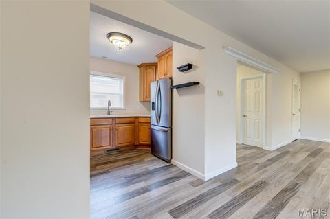 Tiny photo for 1169 Rue La Ville Walk #1169, Creve Coeur, MO 63141 (MLS # 26019851)