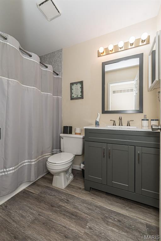 Autumn Chase #2 - Residential