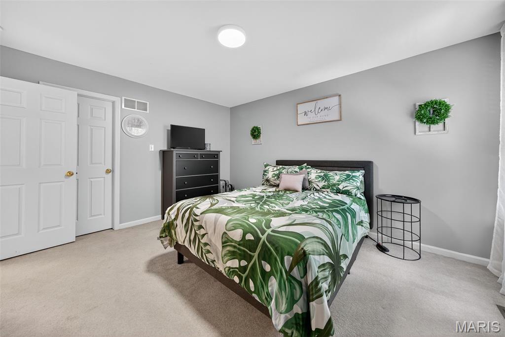 O'Fallon, Missouri 63366, United States, 4 Bedrooms Bedrooms, ,4 BathroomsBathrooms,Residential,Coming Soon,164636