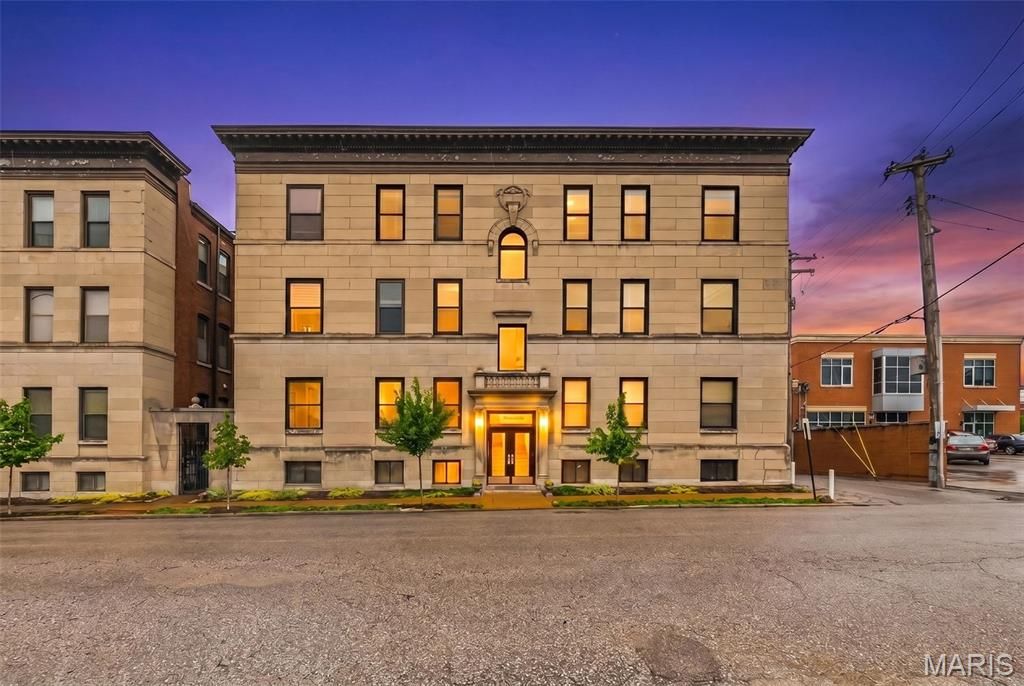 Photo of 322 N Boyle Avenue #3S, St Louis, MO 63108 (MLS # 26007932)