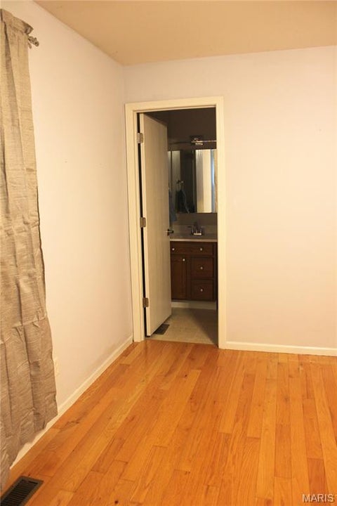 Tiny photo for 1007 Southway Drive, Bowling Green, MO 63334 (MLS # 26056343)