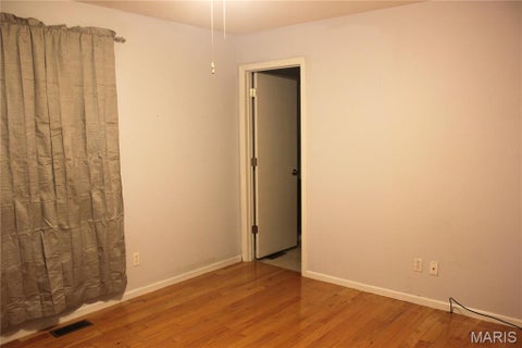 Tiny photo for 1007 Southway Drive, Bowling Green, MO 63334 (MLS # 26056343)