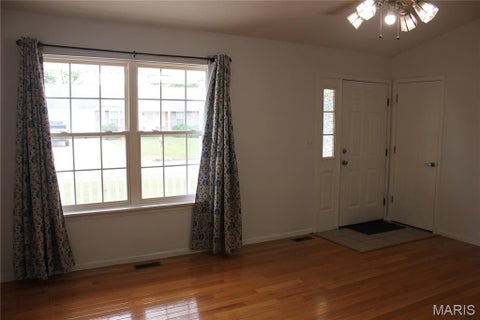 Tiny photo for 1007 Southway Drive, Bowling Green, MO 63334 (MLS # 26056343)