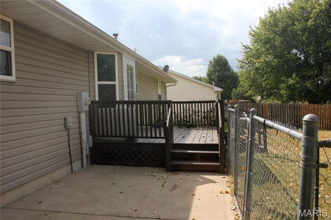 Tiny photo for 1007 Southway Drive, Bowling Green, MO 63334 (MLS # 26056343)