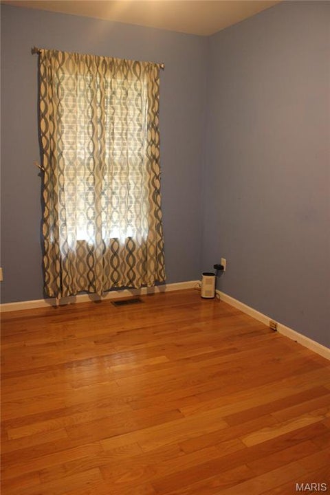 Tiny photo for 1007 Southway Drive, Bowling Green, MO 63334 (MLS # 26056343)