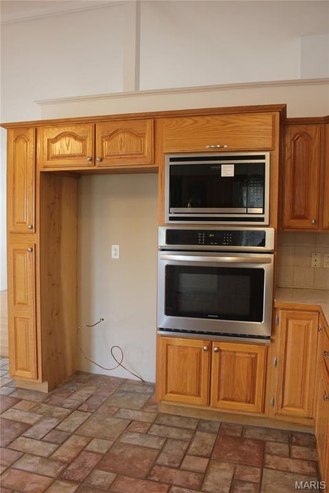 Tiny photo for 1007 Southway Drive, Bowling Green, MO 63334 (MLS # 26056343)