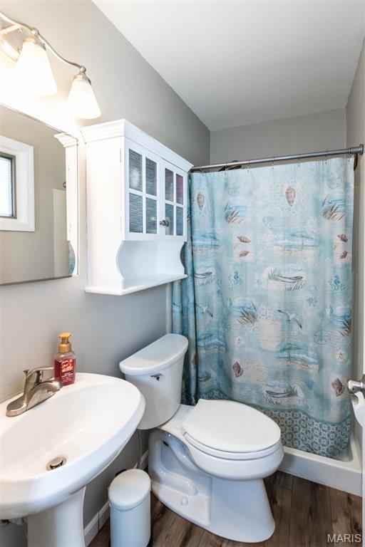 New England Town 8 - Residential