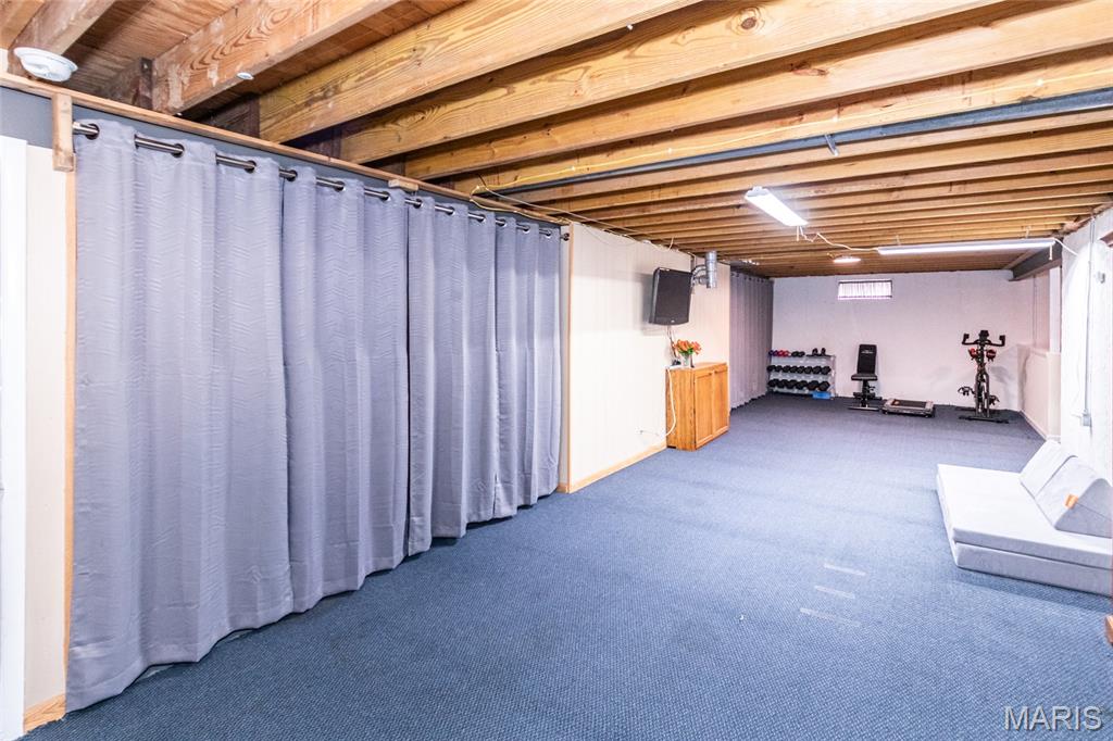 New England Town 8 - Residential