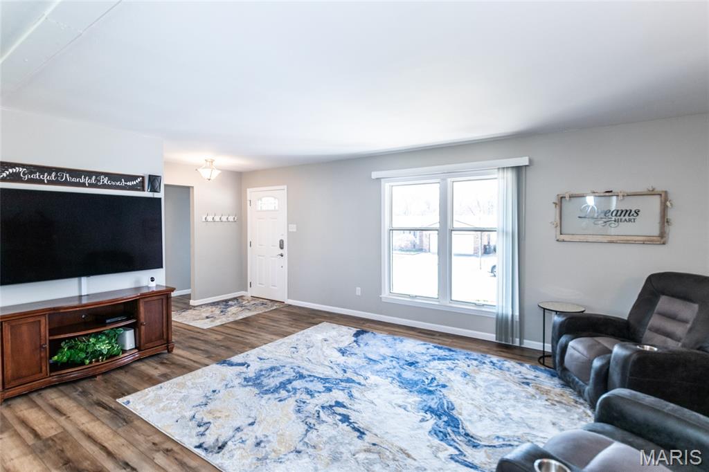 New England Town 8 - Residential