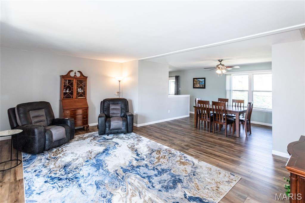 New England Town 8 - Residential