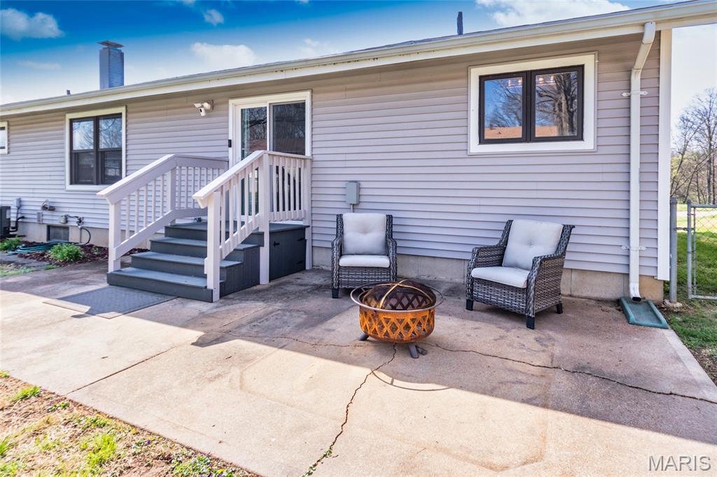 New England Town 8 - Residential