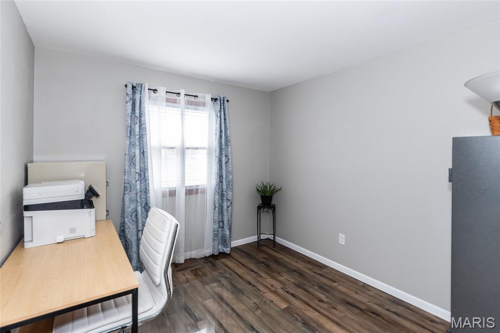 New England Town 8 - Residential