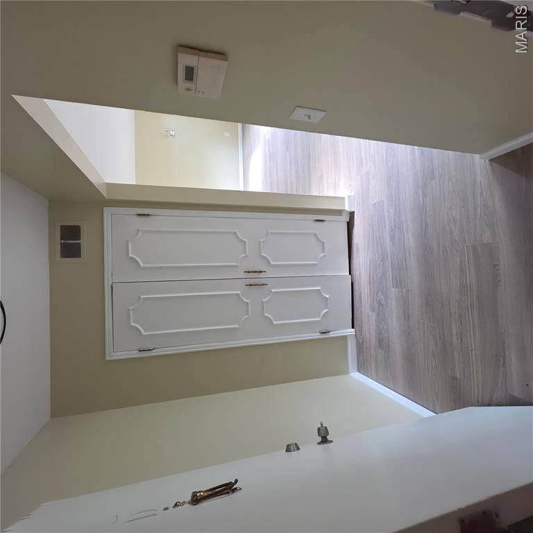 Paddock Forest Condo - Residential
