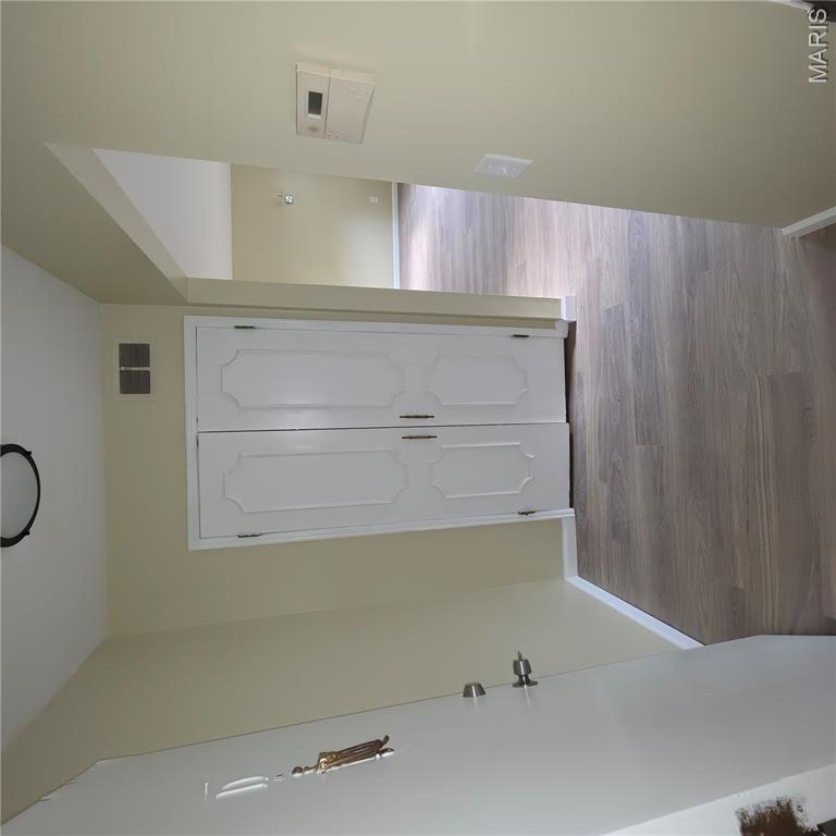 Paddock Forest Condo - Residential