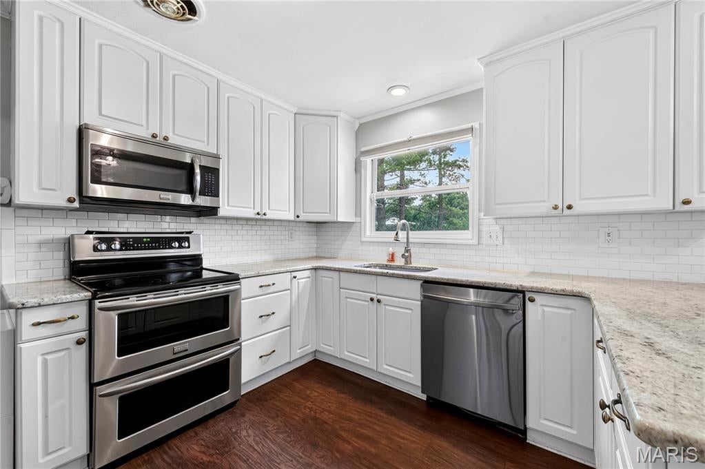 954 Chartrand Drive