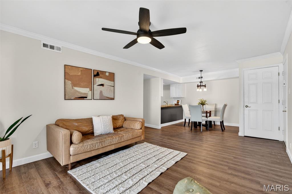 Geyer Place Condo - Residential