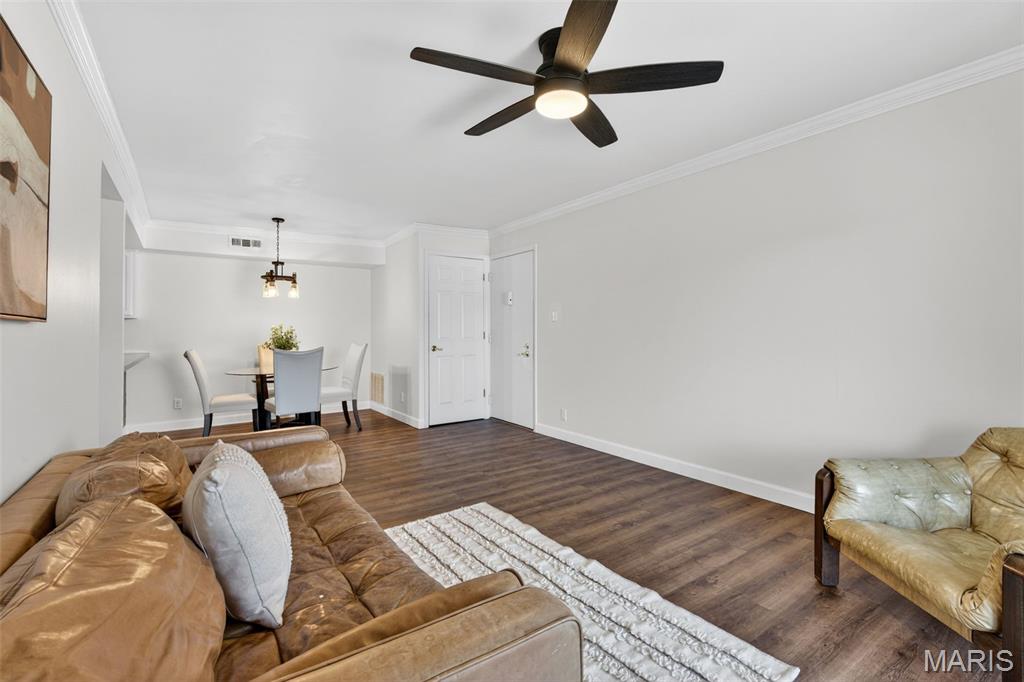 Geyer Place Condo - Residential