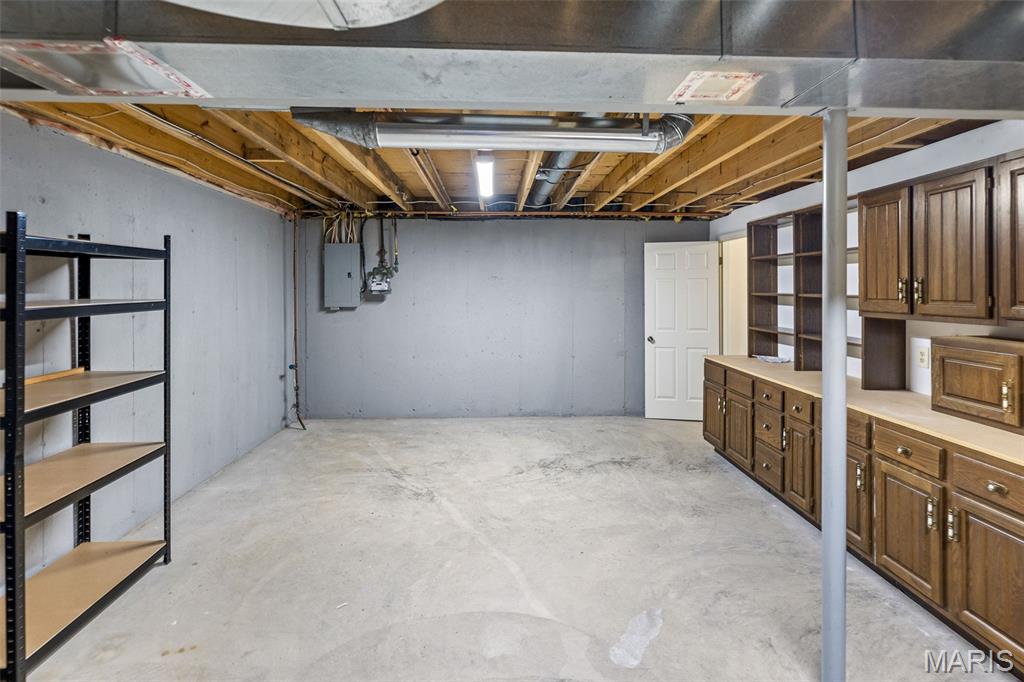 Baywood Villages Condo Ph Two - Residential