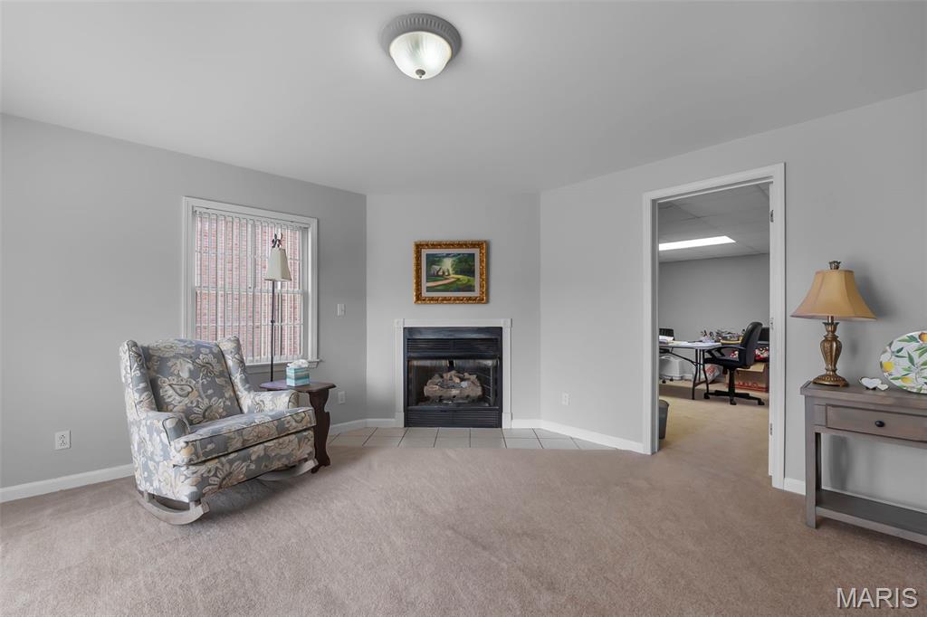 Lexington Place 01 - Residential