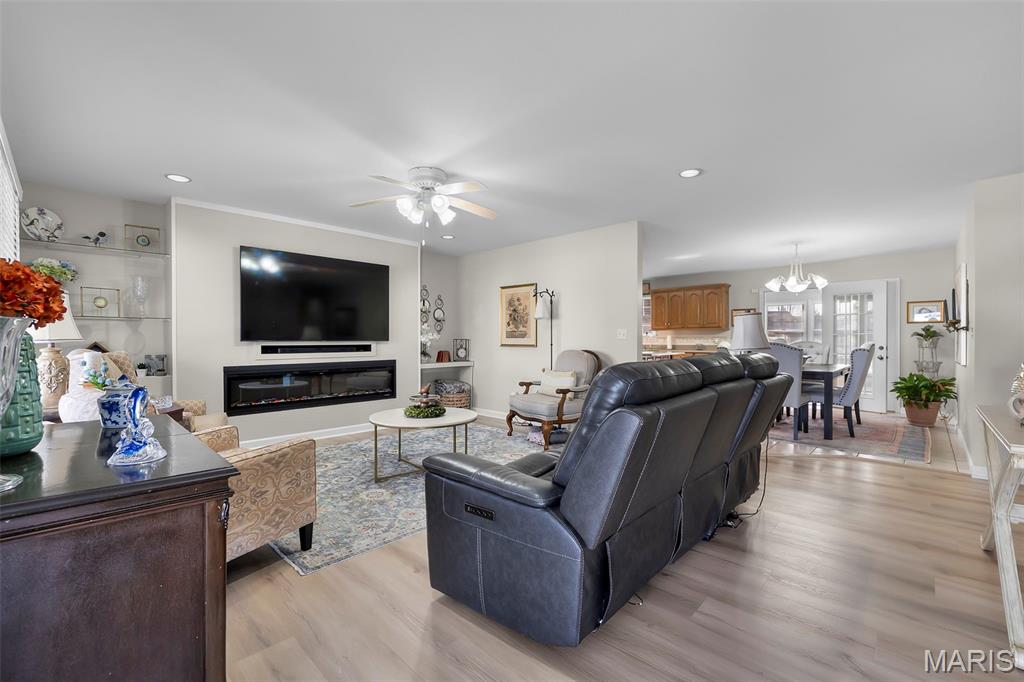 Lexington Place 01 - Residential