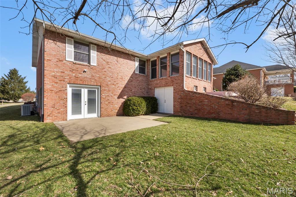 Lexington Place 01 - Residential