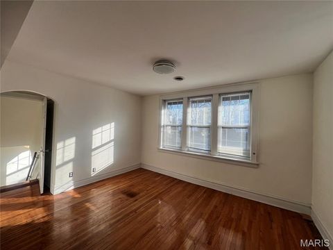 Tiny photo for 7473 Wise Avenue, St Louis, MO 63117 (MLS # 26004054)