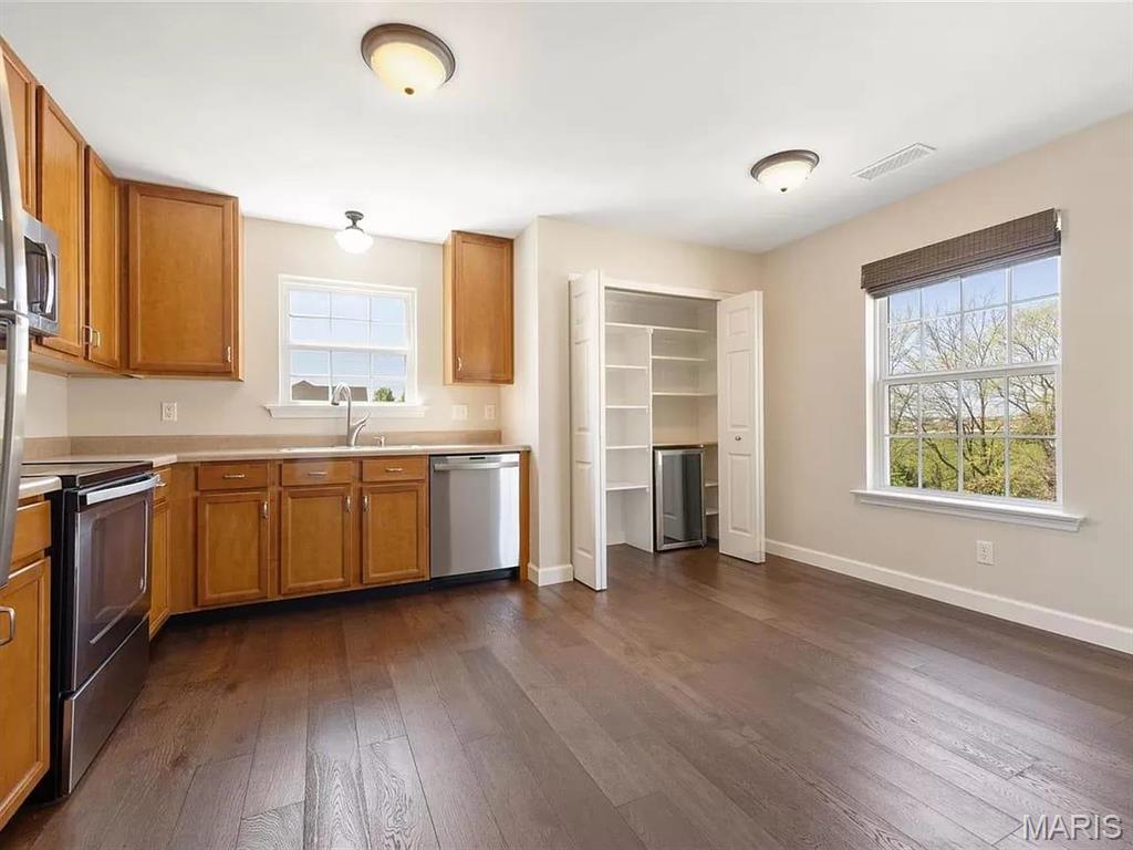 Saratoga #2 Condo #5 - Residential Lease